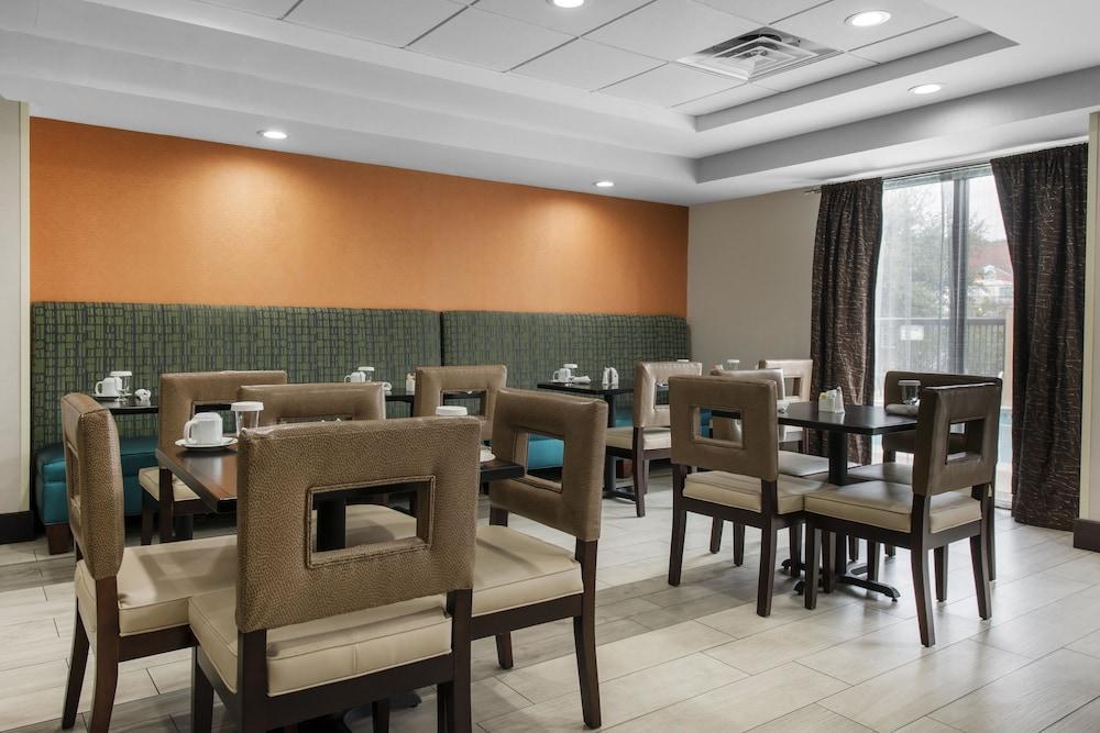 Holiday Inn Savannah South - I-95 Gateway By Ihg Georgetown Eksteriør bilde